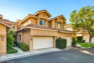 Photo #1: OC23164133 Listing 