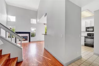 Photo #5: OC23164133 Listing 