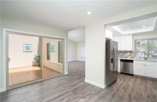 Photo #5: OC23164746 Listing