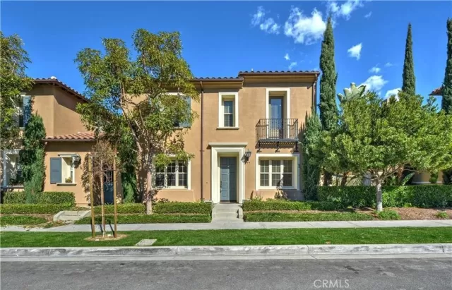 MLS: OC23164765 Condo For Sale