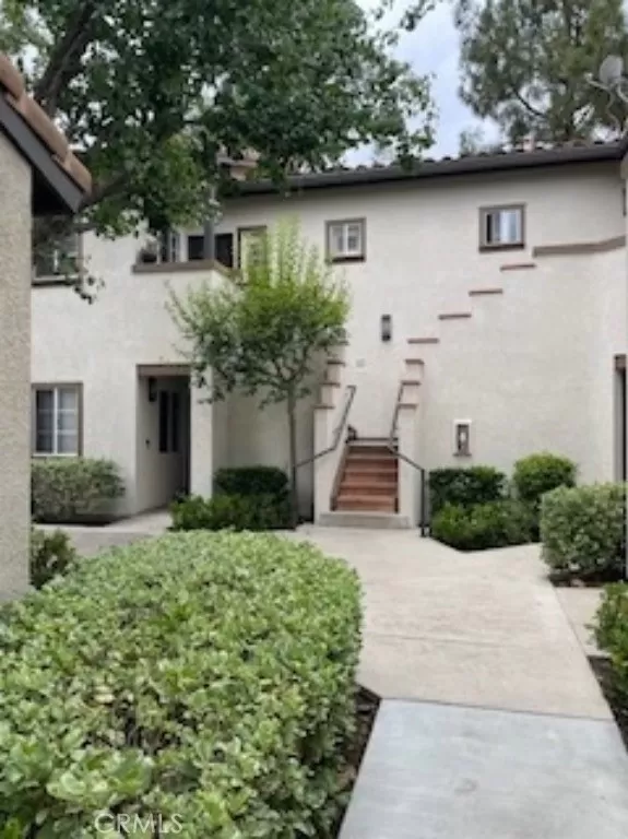 MLS: OC23164811 Condo For Sale