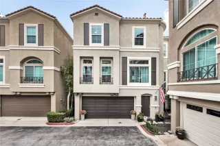 Photo #1: OC23164896 Listing 