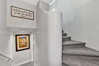 Photo #5: OC23164896 Listing 