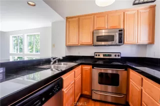 Photo #6: OC23165106 Listing 