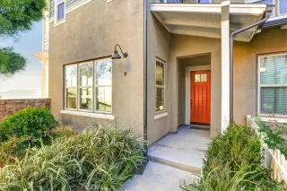 Photo #3: OC23165183 Listing