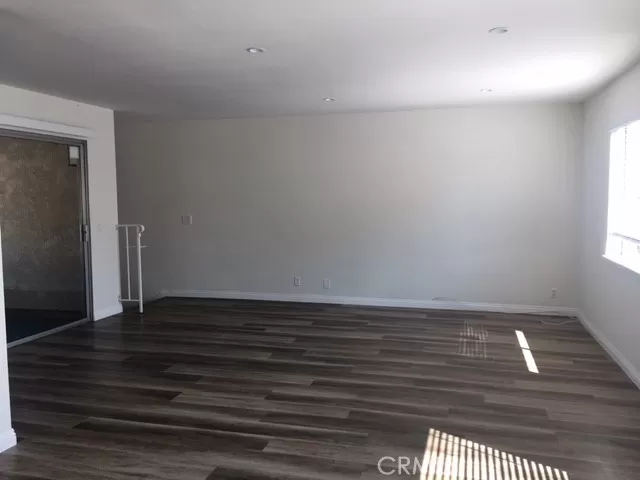 MLS: OC23165571 Condo For Sale