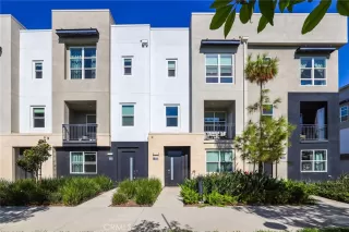 Photo #1: OC23165707 Listing 