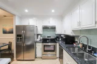 Photo #1: OC23165718 Listing 