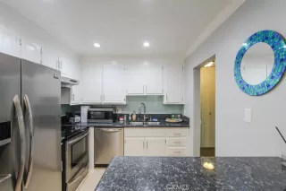 Photo #4: OC23165718 Listing 