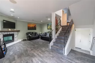 Photo #5: OC23165793 Listing 