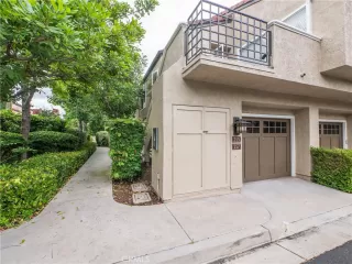 Photo #4: OC23165981 Listing