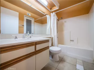 Photo #5: OC23165981 Listing