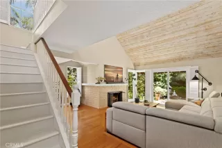 Photo #3: OC23166810 Listing