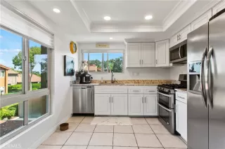 Photo #3: OC23166881 Listing 