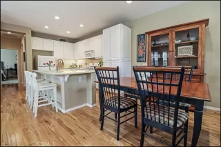 Photo #5: OC23166911 Listing