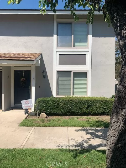 MLS: OC23167168 Condo For Sale