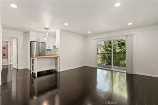 Photo #1: OC23167328 Listing 