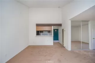 Photo #4: OC23167754 Listing