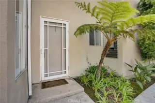 Photo #2: OC23167881 Listing 