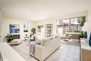 Photo #4: OC23167881 Listing 