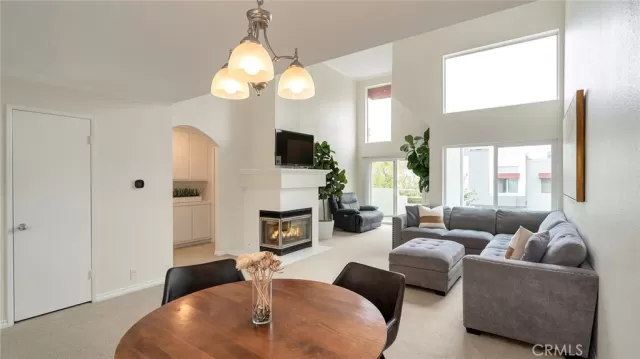 MLS: OC23168158 Condo For Sale