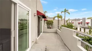 Photo #6: OC23168158 Listing 