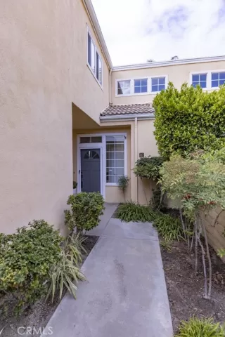 Photo #1: OC23168249 Listing