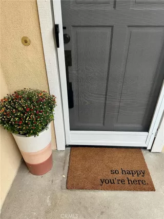 Photo #2: OC23168249 Listing