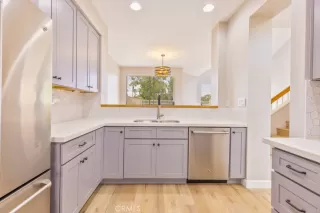 Photo #3: OC23168249 Listing