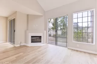 Photo #6: OC23168249 Listing