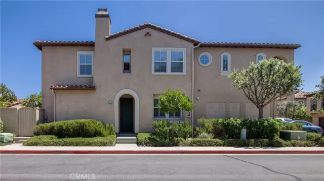 MLS: OC23168254 Condo For Sale