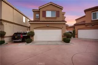 Photo #1: OC23168375 Listing