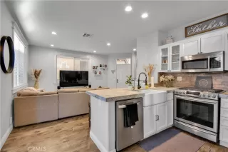 Photo #6: OC23168375 Listing