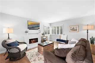 Photo #3: OC23168419 Listing 