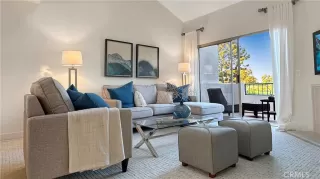 Photo #2: OC23168556 Listing 