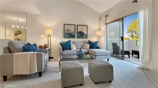 Photo #3: OC23168556 Listing 