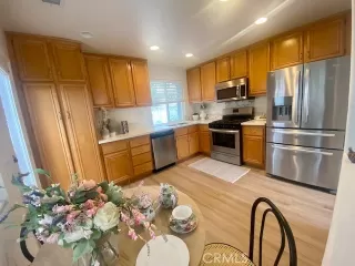 Photo #5: OC23168923 Listing 