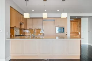 Photo #2: OC23168950 Listing 