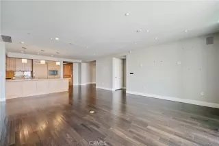 Photo #6: OC23168950 Listing 