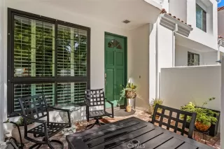 Photo #2: OC23168954 Listing