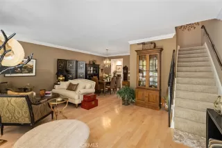 Photo #4: OC23168954 Listing