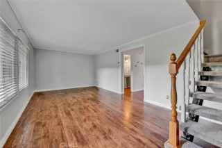 Photo #2: OC23169526 Listing 