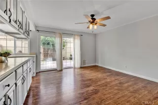 Photo #5: OC23169526 Listing 