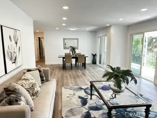 Photo #3: OC23169565 Listing