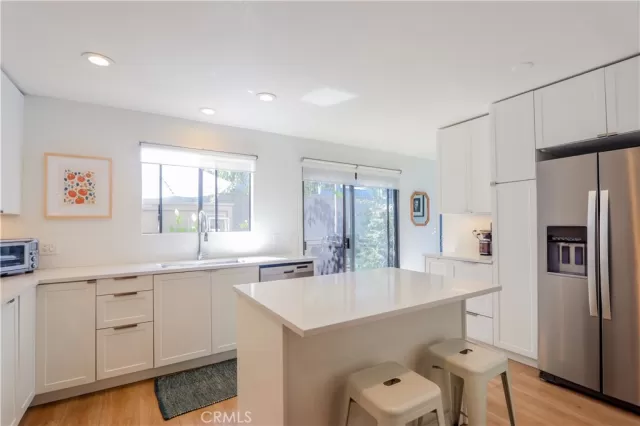 MLS: OC23169813 Condo For Sale