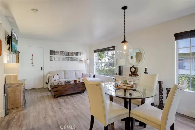 MLS: OC23170277 Condo For Sale