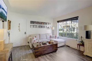 Photo #1: OC23170277 Listing