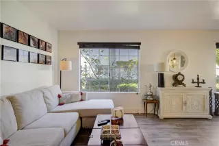 Photo #3: OC23170277 Listing