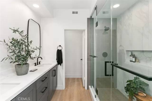 MLS: OC23171063 Condo For Sale