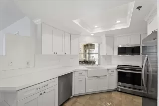 Photo #1: OC23171126 Listing